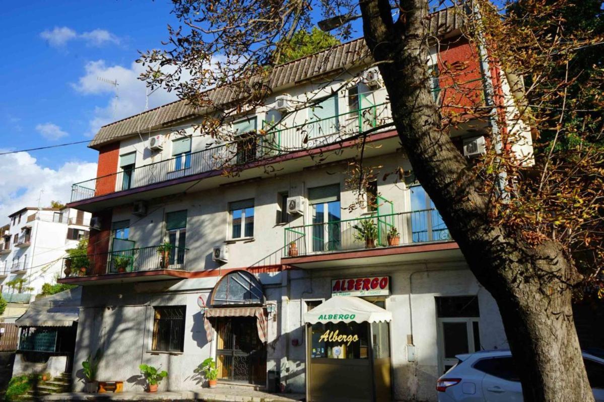 Albergo Da Peppino Poggio Mirteto المظهر الخارجي الصورة